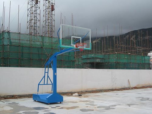 塑胶球场地面工程安装 球场地面工程安装 永旺篮球架厂家