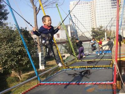 淘气堡 滑滑梯 充气城堡 跳跳床免费场地设计